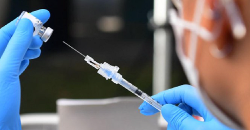 Nature - Risc de ocluzie vasculară retiniană la 2 ani şi 12 săptămâni după vaccinarea anti-COVID-19