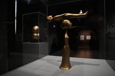 Timişoara: Program special cu tururi ghidate gratuite la finalul expoziţiei Victor Brauner: Invenţii şi magie
