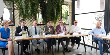 Gala UNITER 2023 - Ministrul Culturii: „Excelenţa trebuie premiată dincolo de orice. Premiile mari UNITER sunt pentru valoare”. Buhagiar: „Momentele controversate se vor regăsi în spectacol”