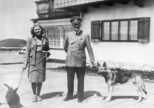 Nou sezon al emisiunii „Comori misterioase” şi mini-seria documentară „Viaţa sexuală secretă a lui Hitler”, în iunie la History Channel
