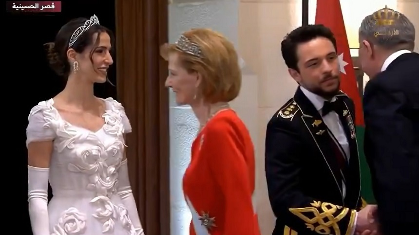 Familia regală a României, invitată la dineul de la Palatul Al Husseiniya cu ocazia nunţii principelui moştenitor Hussein şi a principesei Rajwa Al Hussein - VIDEO