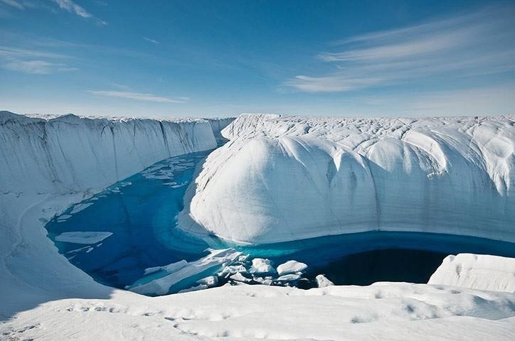 Un nou studiu arată că suprafaţa platformei de gheaţă a Antarcticii a crescut cu 5305 km2 în perioada 2009-2019