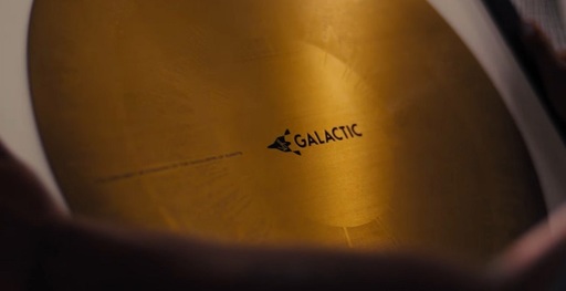 Primul cuplu mamă-fiică care va călători în spaţiu cu un zbor comercial al companiei Virgin Galactic - VIDEO