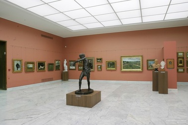 Angajaţii Muzeului Naţional de Artă al României, către Marcel Ciolacu: „Subfinanţarea şi lipsa acută de personal pun în pericol cel mai important patrimoniu de artă al ţării”