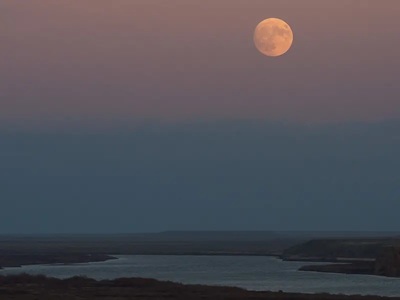 Fenomen rar: „Super Luna albastră” va fi vizibilă în noaptea de miercuri spre joi