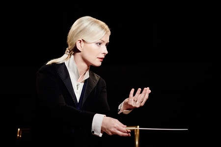 Dirijoarea Anu Tali, pe scena Festivalului Internaţional "George Enescu"