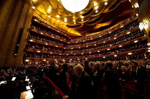 Metropolitan Opera din New York comandă o operă despre copiii ucraineni deportaţi în Rusia