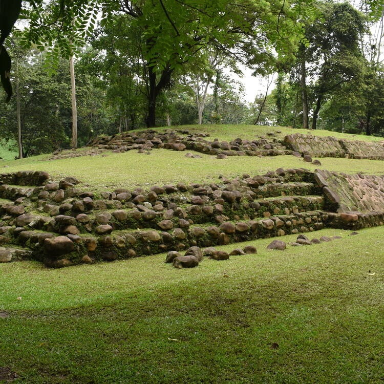 Oraşul guatemalez în care a înflorit cultura mayaşă şi oraşul ceh Zatec şi câmpurile sale de hamei au fost incluse pe Lista UNESCO