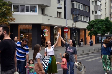 Promenadă urbană - Calea Victoriei redevine pietonală doar sâmbătă, cu evenimente de dans, teatru şi ateliere