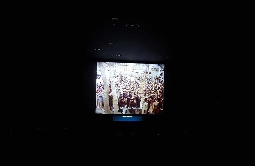 „Între revoluţii”, de Vlad Petri, film construit exclusiv din imagini de arhivă, se vede la Sibiu şi Bucureşti înainte de lansarea în cinema/ VIDEO