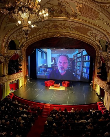 FILIT - Sean Cotter, câştigătorul Premiului ICR pentru cea mai bună traducere a unei cărţi româneşti într-o limbă străină