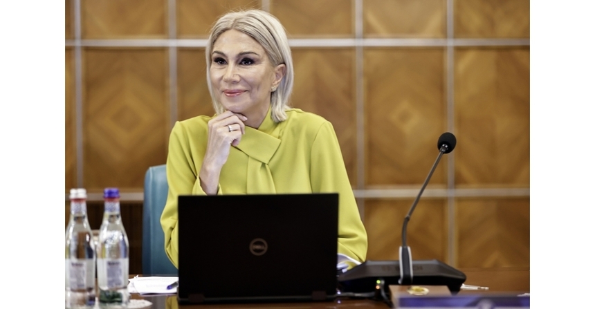 Executivul a suplimentat bugetul Ministerului Culturii cu suma de  5,227 milioane lei, pentru asigurarea cheltuielilor de personal pe lunile noiembrie şi decembrie 