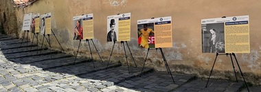 Personalităţi marcante ale culturii rome, într-o nouă expoziţie Art Safari la metrou. 11 spoturi video despre Anton Pann, Anca Parghel, Ion Voicu, Bănel Nicoliţă, Connect-R vor rula pe ecranele din staţii 