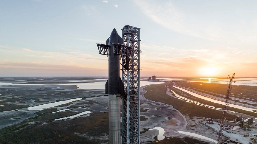 SpaceX a primit undă verde să lanseze vineri racheta sa Starship
