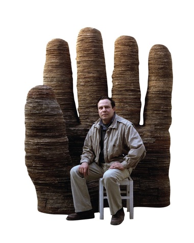 Expoziţie de sculptură mică şi desene ale artistului Doru Covrig, la Galleria 28 Timişoara/ FOTO