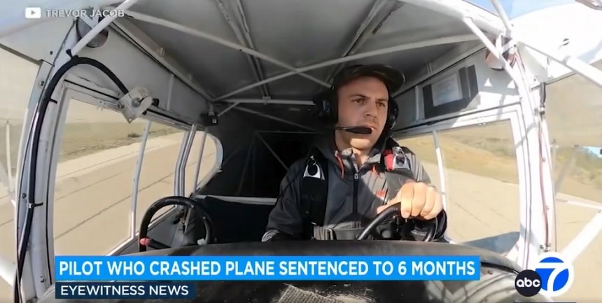 Un youtuber american care şi-a înscenat un accident de avion a fost condamnat la şase luni de închisoare - VIDEO