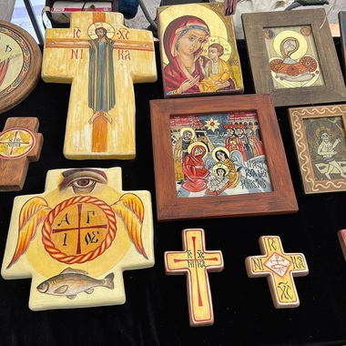 Crăciunul - sărbătoarea familiei. Tradiţii religioase, obiceiuri populare şi superstiţii