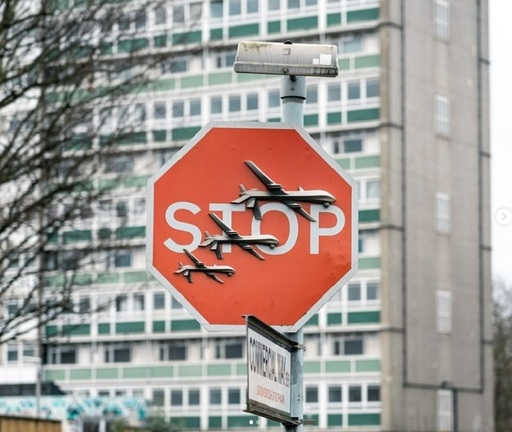 Bărbat arestat după ce o lucrare a lui Banksy a dispărut în Londra - VIDEO