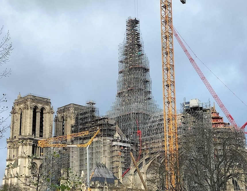 Fleşa de la Catedrala Notre-Dame din Paris va fi vizibilă în momentul Jocurilor Olimpice