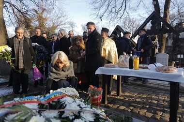 Ziua Culturii Naţionale/ Raluca Turcan: Pe Mihai Eminescu "îl putem răsplăti astăzi, mâine şi în fiecare zi: prin a-i aprecia opera şi a o promova cu mândrie"
