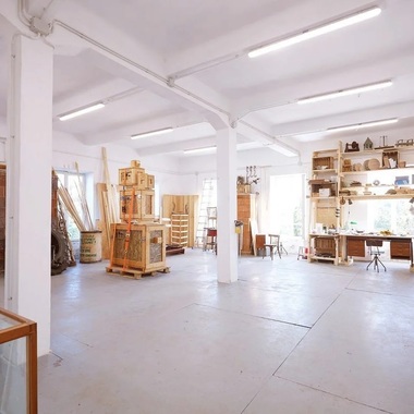 Atelierele Malmaison riscă să-şi piardă spaţiul. Raluca Turcan se angajează să găsească „cea mai bună variantă pentru ca actul artistic să nu aibă de suferit”