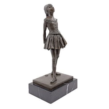 Mai mult de 30 de piese de grafică Dali şi două celebre balerine Degas, în prima licitaţie de artă din acest an la Artmark/ FOTO