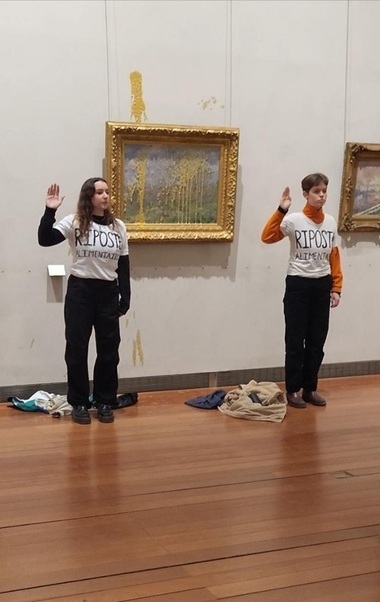 Lyon - Tabloul „Le Printemps” de Claude Monet stropit cu supă la Musée des Beaux-Arts - VIDEO