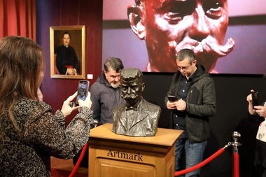 Sculptură de Brâncuşi, expusă în premieră la Palatul Cesianu-Racoviţă. Doina Lemny: „S-ar putea să mai avem surpriza să apară şi alte sculpturi pierdute ale lui Brâncuşi”- FOTO/VIDEO