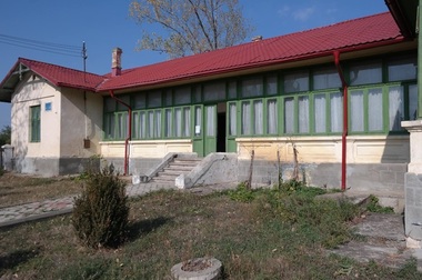 Conacul Emil Racoviţă din Vaslui va fi restaurat cu 14 milioane de lei - FOTO