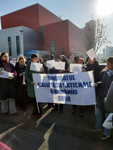 Angajaţii din muzeele şi bibliotecile publice din România intră joi în grevă japoneză. Proteste sunt anunţate de Ziua Internaţională a Muzeelor