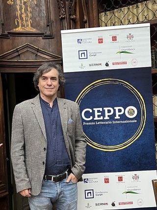 Mircea Cărtărescu a fost recompensat cu Premiul Internaţional de Proză Ceppo pe care în trecut la primit Mario Vargas Llosa