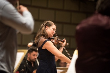 Toate cele patru viori ale lui George Enescu vor răsuna pe scena Ateneului Român în deschiderea Festivalului ”Vara Magică'"