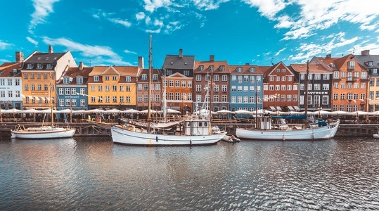 Copenhaga oferă recompense turiştilor, în timp ce alte state UE iau măsuri drastice împotriva turismului excesiv