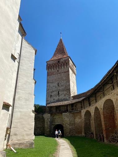Ministerul Culturii a lansat un nou apel de finanţare pentru restaurarea monumentelor. Suma disponibilă este de  110.000.000 lei