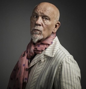 John Malkovich va reveni, în luna noiembrie, pe scena Teatrului Naţional din Timişoara într-un nou spectacol/ Începe stagiunea 2024-2025