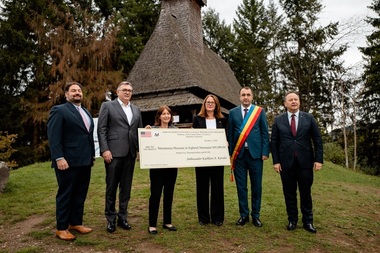 Ambasada SUA donează 95.000 de dolari pentru restaurarea unei biserici de lemn din secolul al XVI-lea din Sighetu Marmaţiei