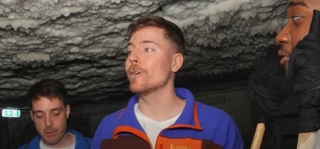 Videoclipul publicat de celebrul youtuber MrBeast, care a petrecut şapte zile în Salina Turda, are peste 43 de milioane de vizualizări/ VIDEO