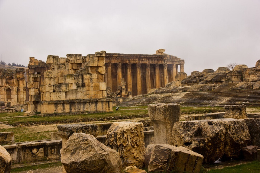 Ruinele romane antice din Baalbek supravieţuiesc atacurilor aeriene israeliene