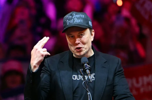 Elon Musk şi X sunt epicentrul dezinformării în alegerile din SUA, spun experţii