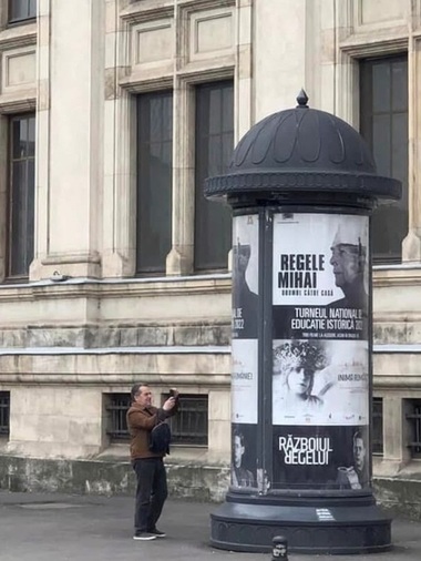 Turneul Naţional de Educaţie Istorică 2025 începe cu titluri de referinţă ale producătorului John Florescu