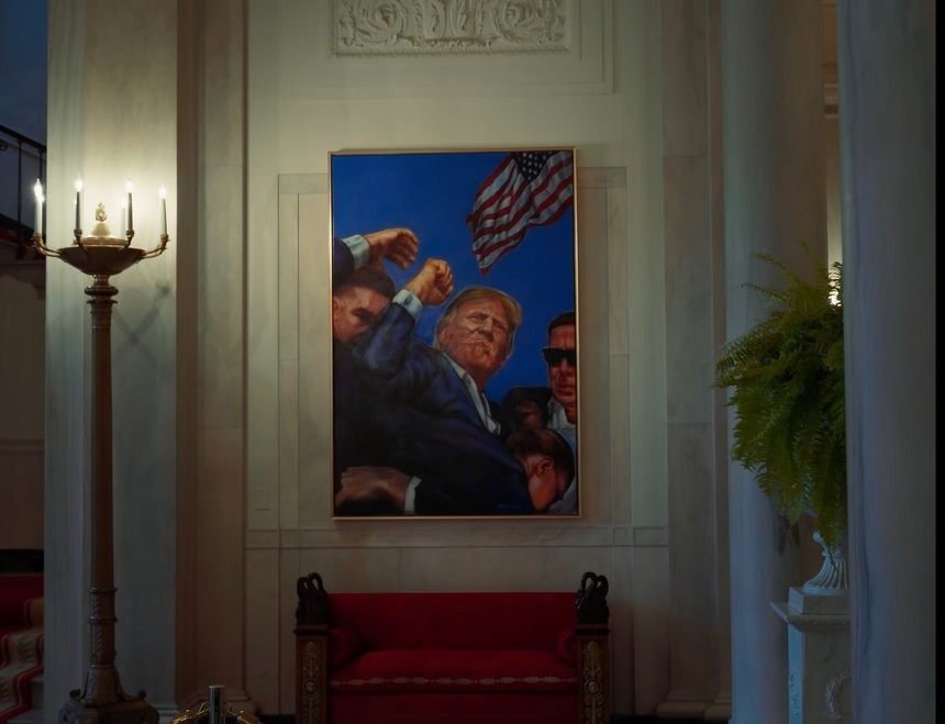 Casa Albă a înlocuit portretul lui Obama cu cel al lui Trump ridicând pumnul după tentativa de asasinat - VIDEO