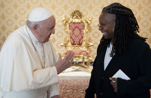 Whoopi Goldberg, JD Vance, regele Charles şi alţii îi aduc un omagiu Papei Francisc: „El şi-a amintit că dragostea lui Hristos îl învăluie şi pe credincios şi pe necredincios”