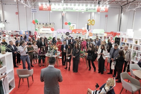 Bookfest a fost deschis la Romexpo. Ministrul Culturii: „Să descoperim împreună frumuseţea şi importanţa cărţilor”