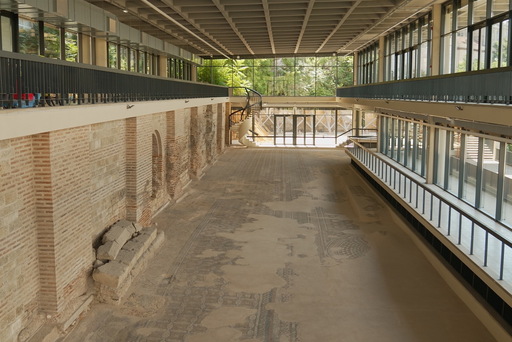 Consiliul Judeţean Constanţa anunţă că în a doua parte a lunii august va fi redeschis Edificiul Roman cu Mozaic / Obiectivul a fost restaurat, iar clădirea, dotată cu sisteme moderne de climatizare - FOTO