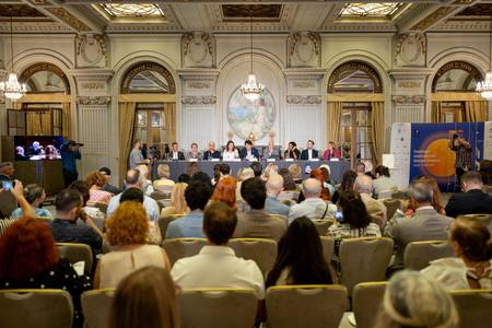 Primarul Capitalei, îndemn pentru tineri să participe „în număr cât mai mare” la ediţia specială a Festivalului „George Enescu”, cel mai important eveniment cultural al anului/ Acces gratuit la evenimentele dedicate tinerilor