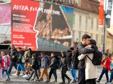 Selecţia oficială AFF2025 - Mai mult de 70 de documentare despre complexitatea şi pericolele nevăzute ale lumii în care trăim