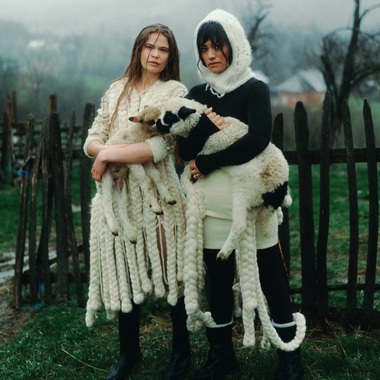 Arta textilă românească, în programul primei ediţii a London Textile Month