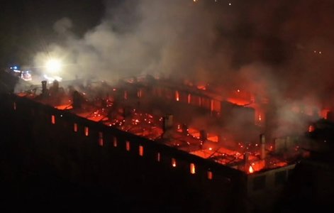 O mănăstire istorică din Italia a fost distrusă de un incendiu. Este lăcaşul de cult în care a primit prima comuniune Carlos Acutis, adolescentul care a devenit de curând primul sfânt milenial - VIDEO