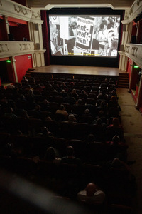 Lecţie de maturitate şi de respect la Astra Film Festival - Ziua în care publicul a urmărit în tăcere genericul, în semn de omagiu pentru eroul român de la Hanau