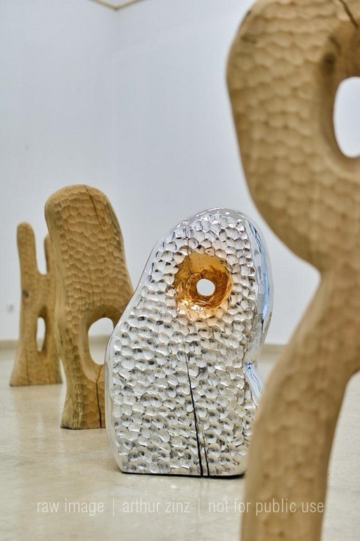Expoziţia "Întoarcerea în mit", o explorare vizuală şi sonoră a spaţiului mitologic românesc, în premieră la Art Safari